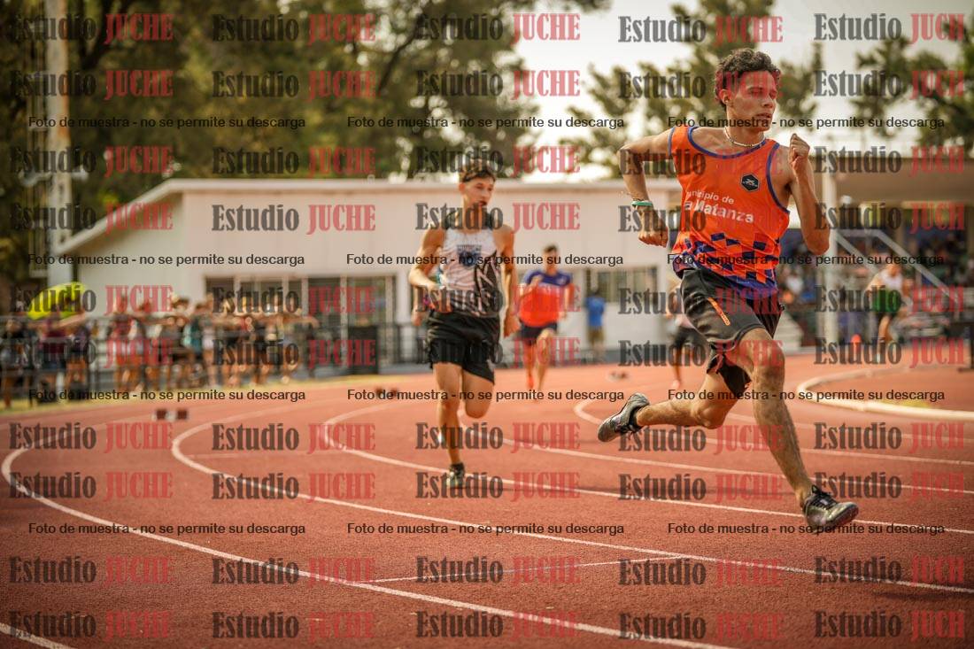 Fotos de los 400 m llanos de varones