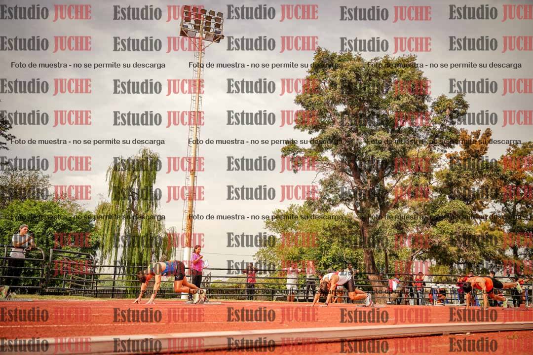 Fotos de los 200 m llanos de varones
