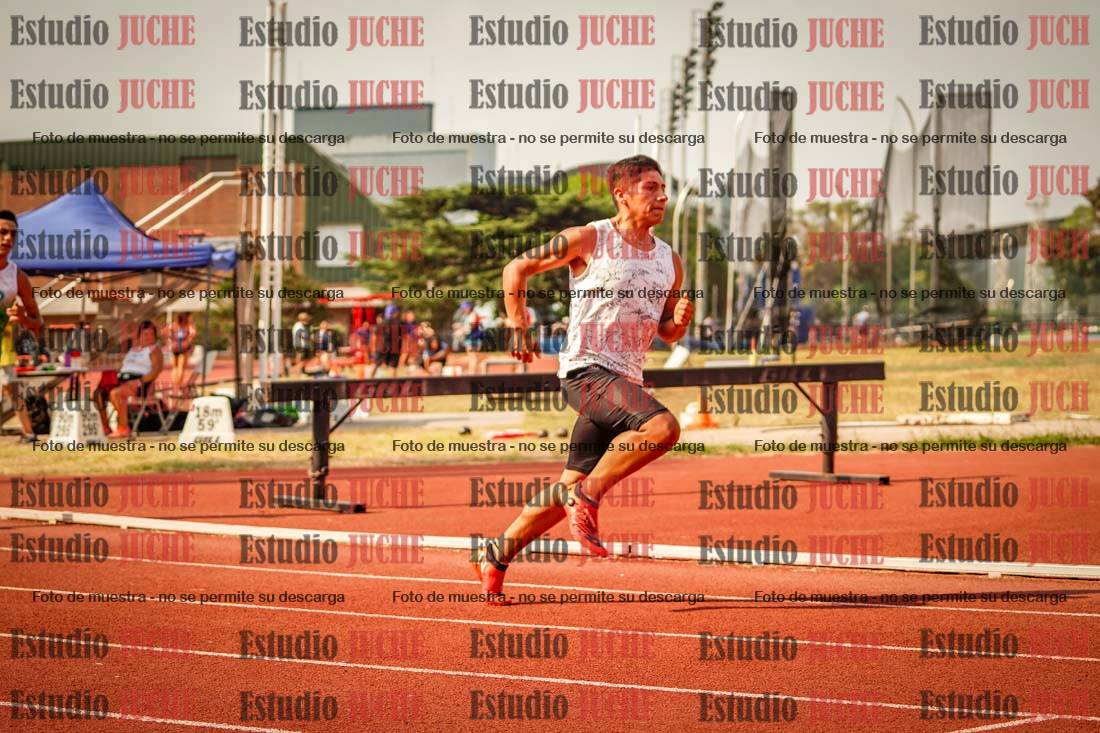 Fotos de los 400 m llanos de varones