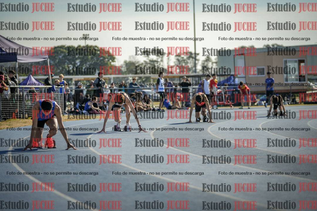Fotos de los 400 m llanos de varones