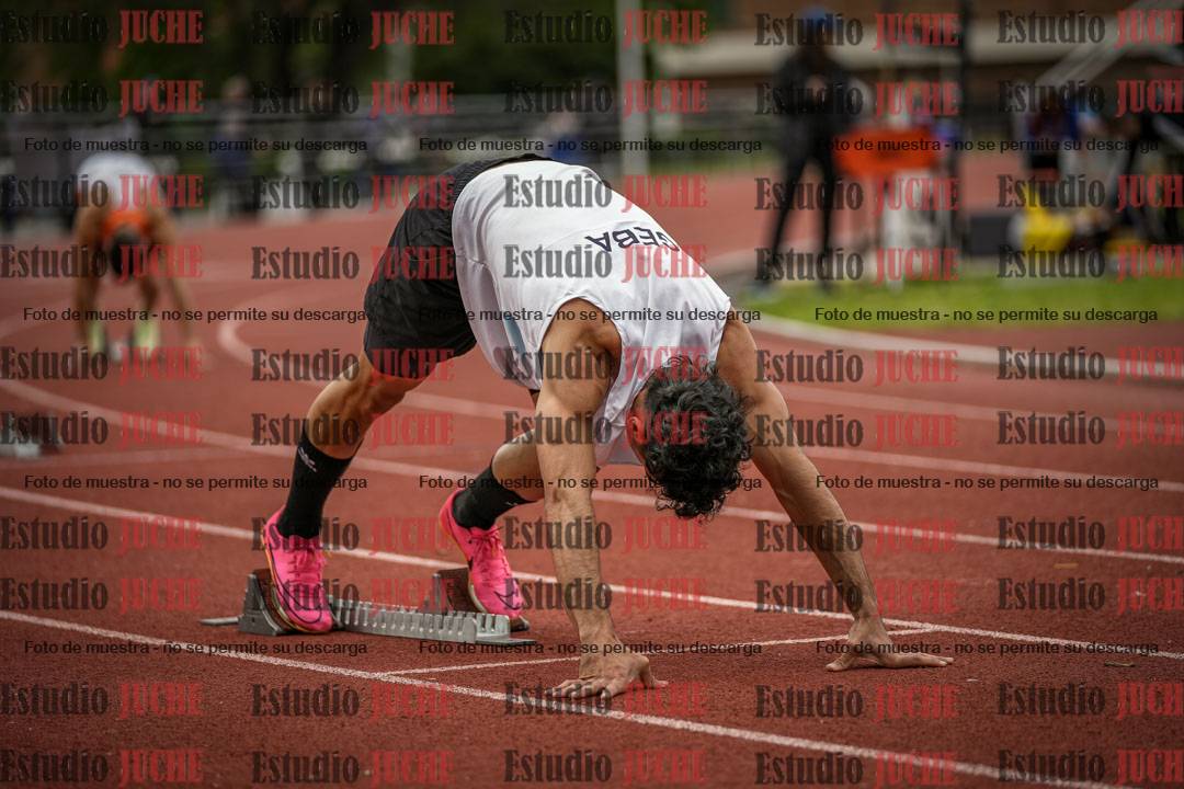 Fotos de los 400 m llanos de varones