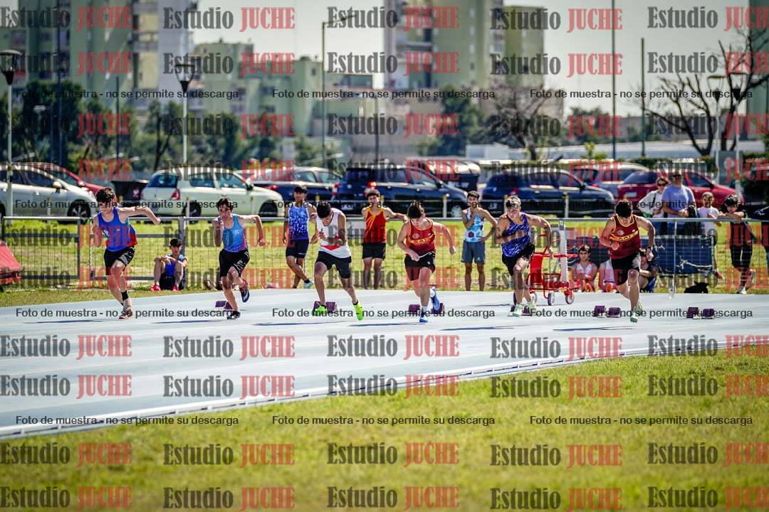 Fotos de los 100 m llanos de varones