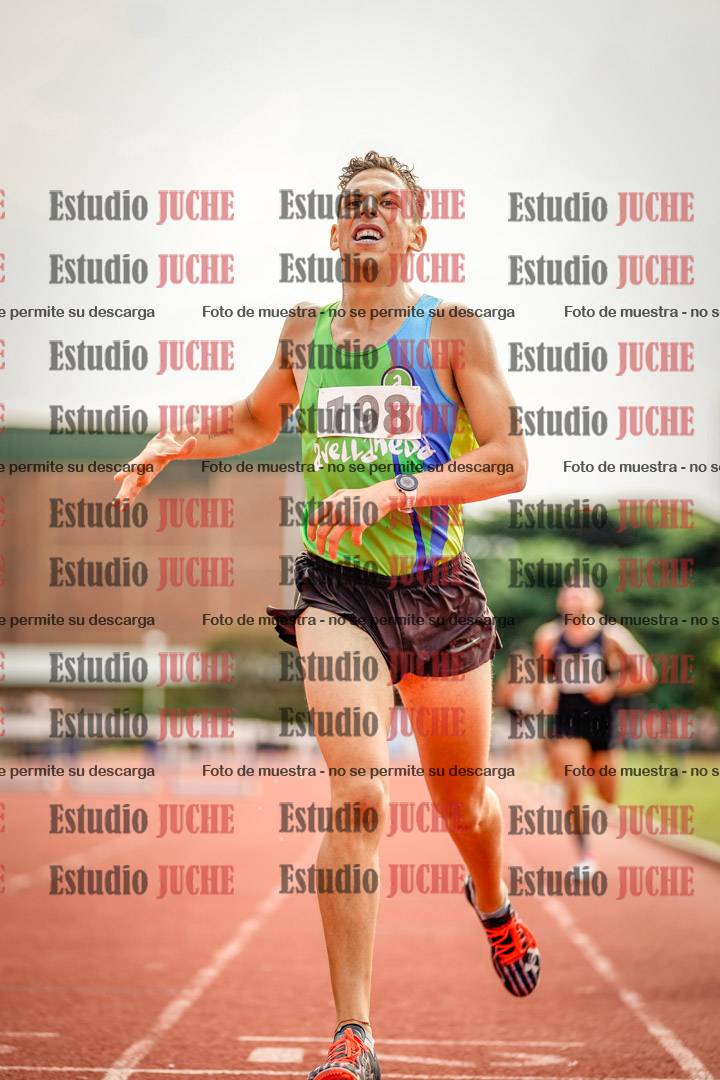 Fotos de los 3000 m llanos de varones