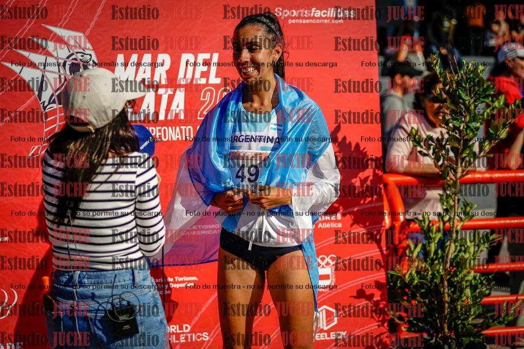 Fotos de algunos extras y podios del día 1