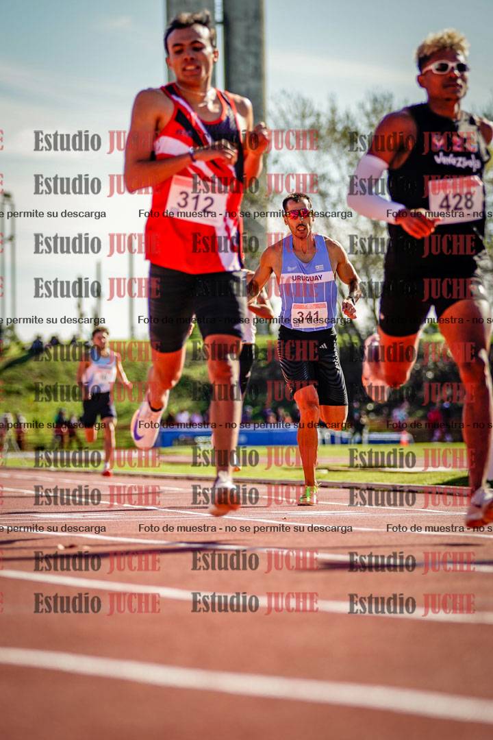 Fotos de los 800 m llanos de varones
