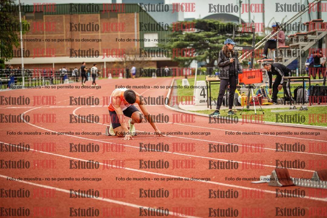 Fotos de los 400 m llanos de varones