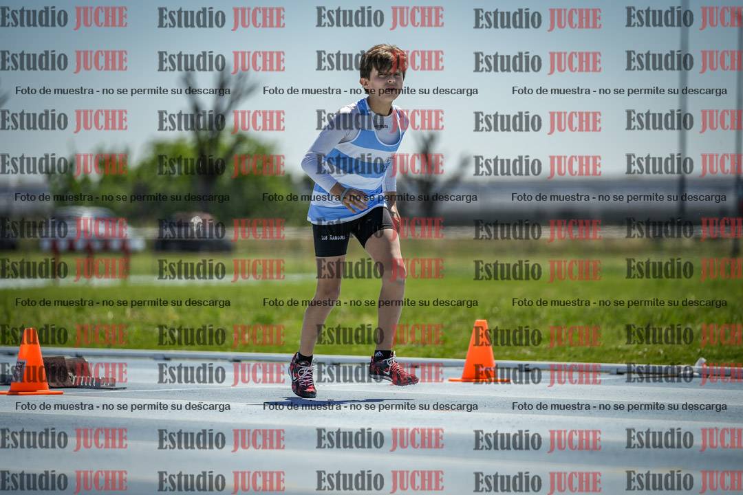 Fotos de los 60 m con vallas de varones