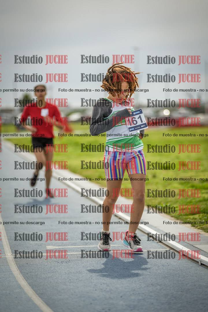 Fotos de los 800 m llanos de mujeres - U14