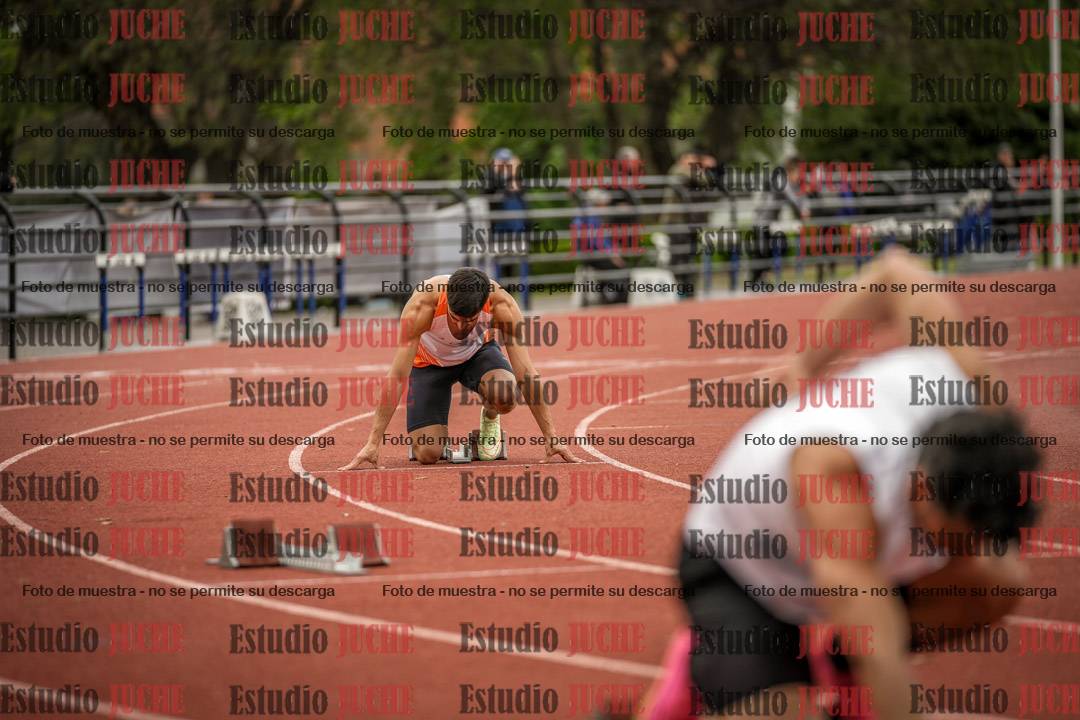 Fotos de los 400 m llanos de varones
