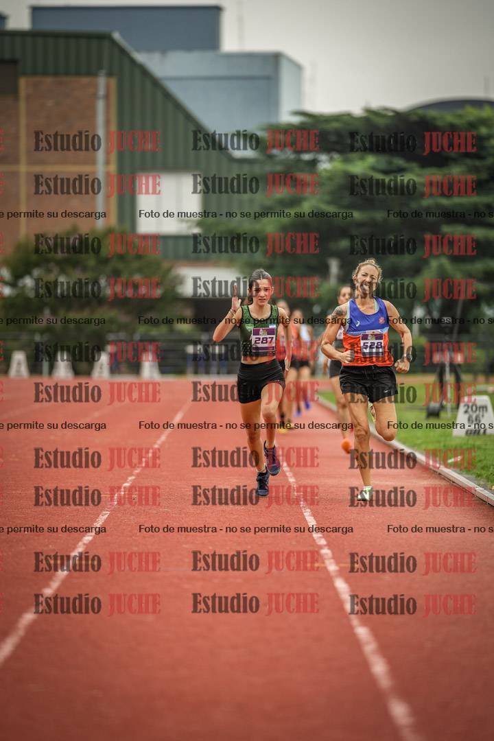 Fotos de los 800 m llanos de mujeres