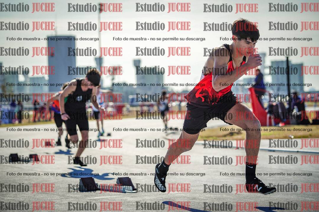 Fotos de los 400 m llanos de varones