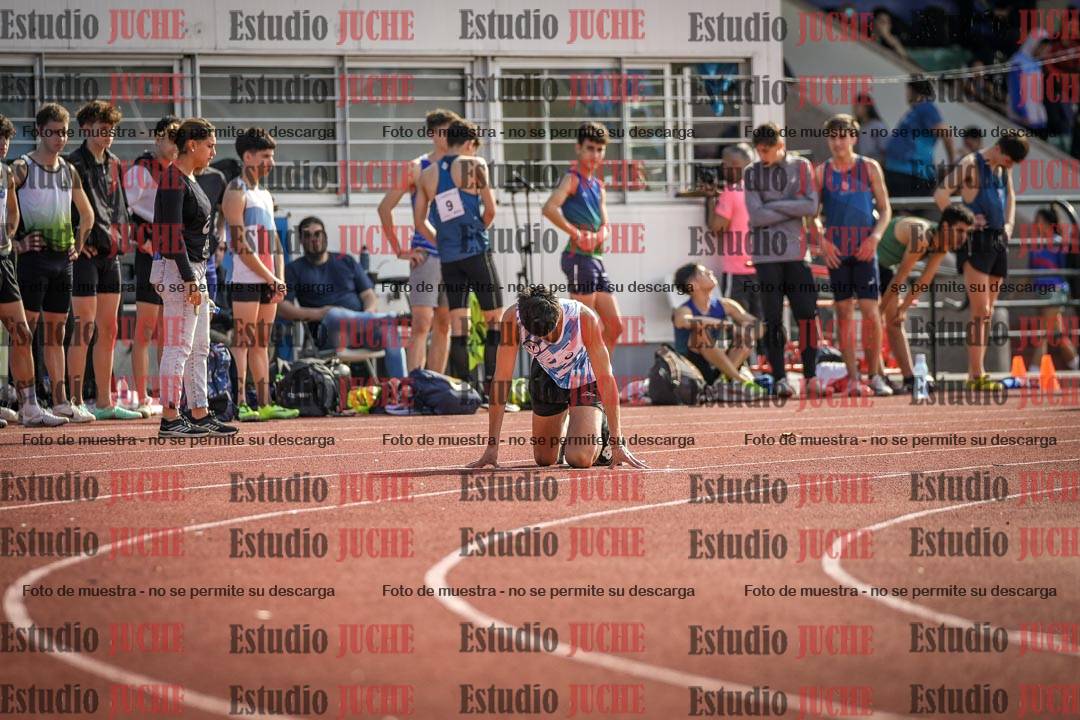 Fotos de los 400 m llanos de varones