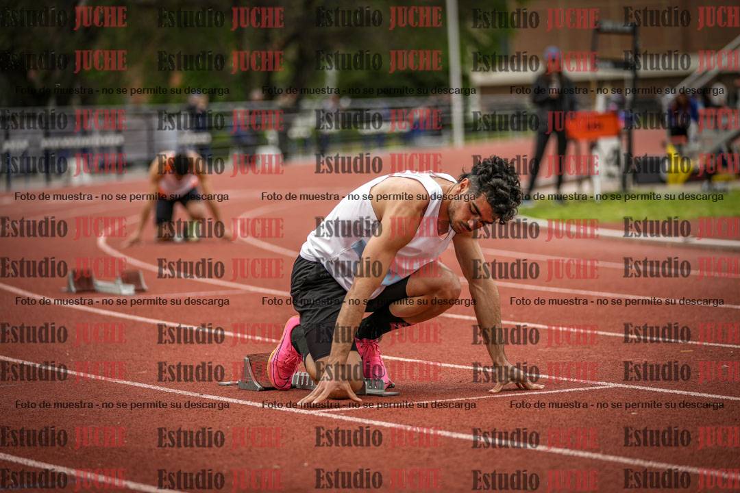 Fotos de los 400 m llanos de varones