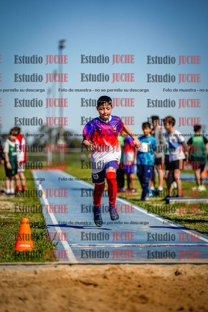 Fotos del salto en largo de varones - U15