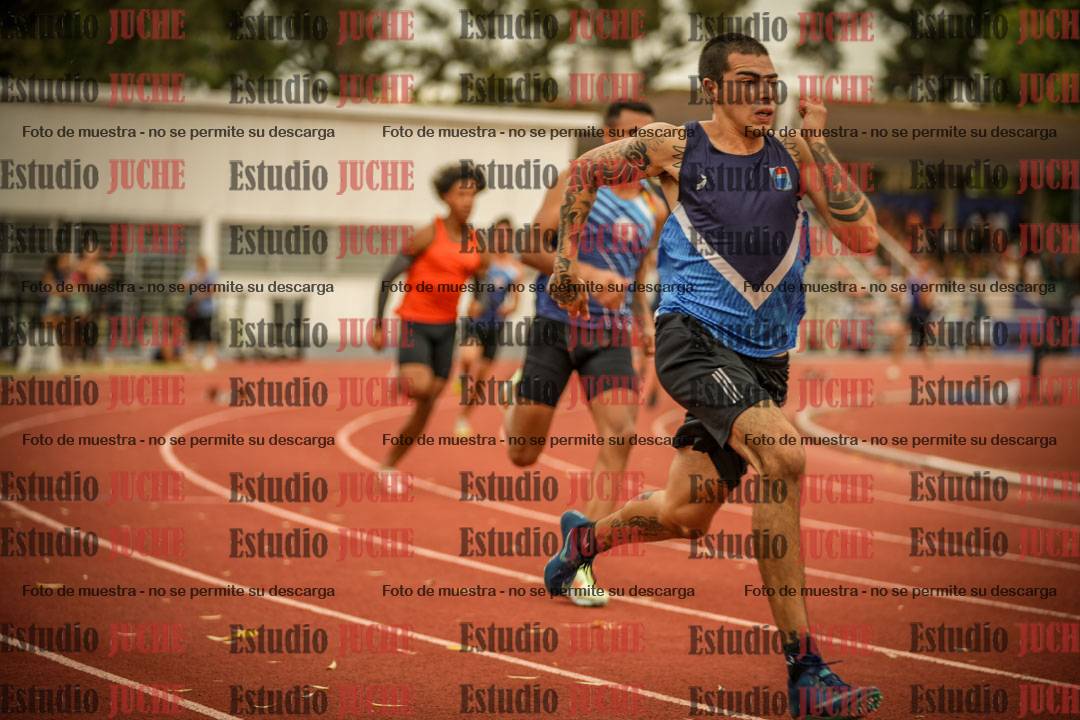 Fotos de los 400 m con vallas de varones