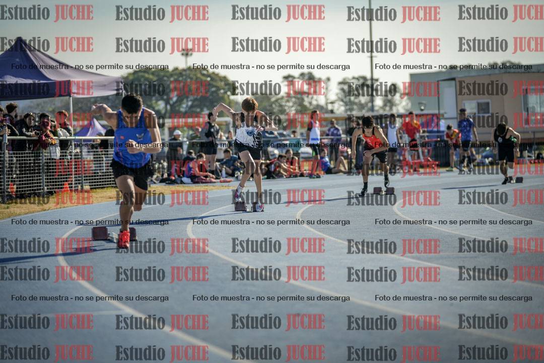 Fotos de los 400 m llanos de varones