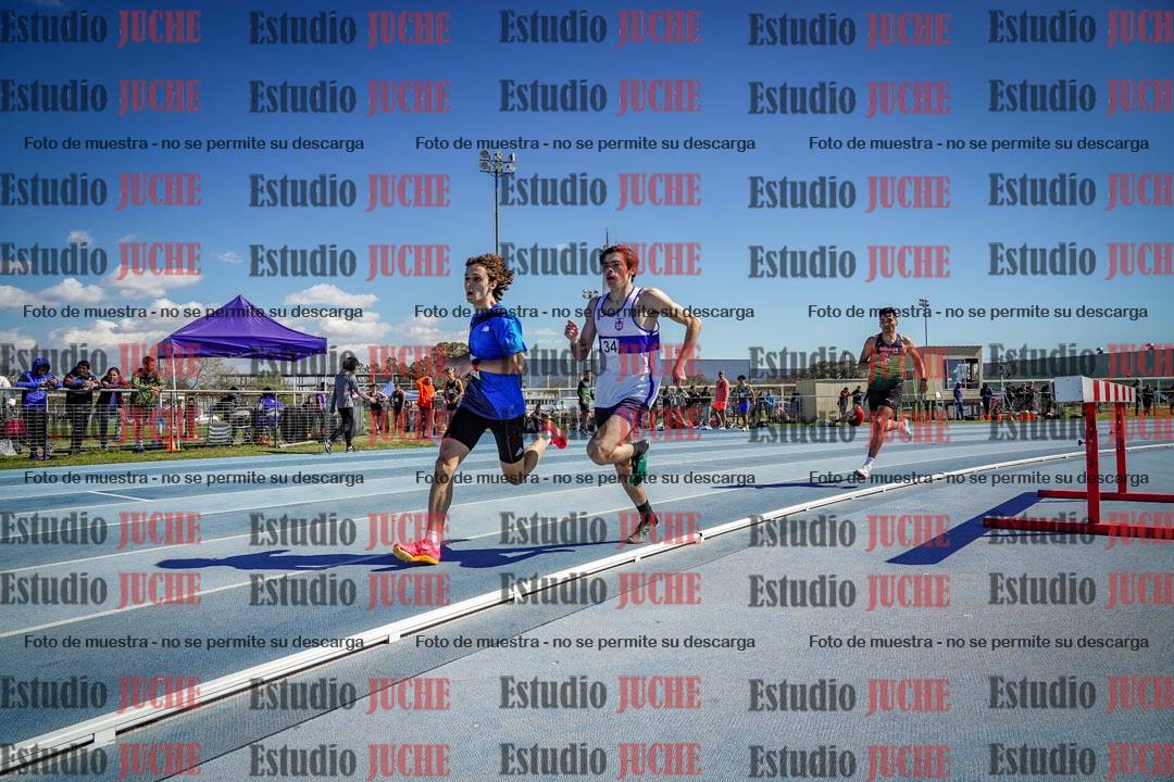 Fotos de los 800 m llanos de varones