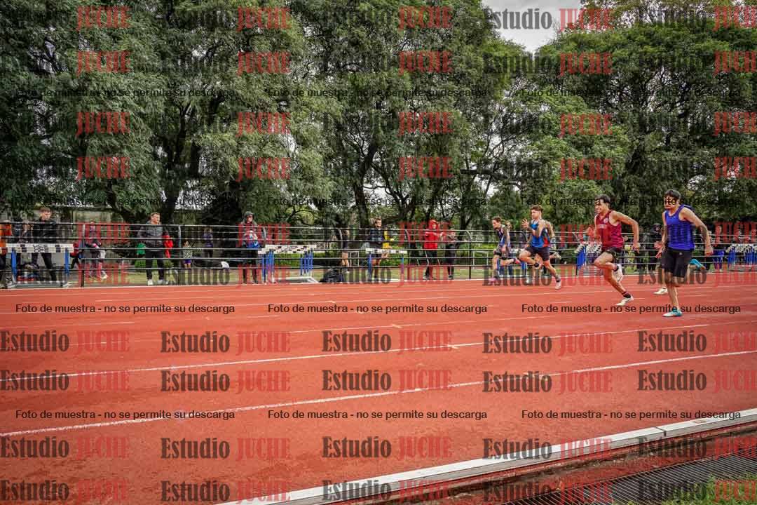 Fotos de los 100 m llanos de varones