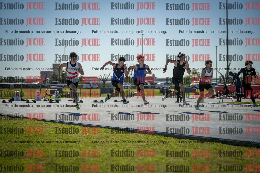 Fotos de los 100 m llanos de varones