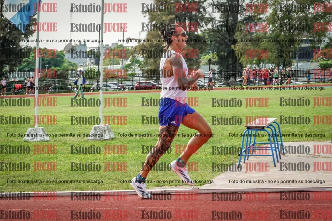 Fotos de los 3000 m llanos de varones