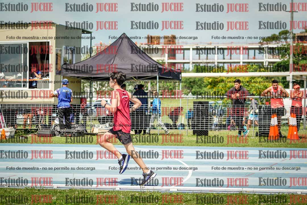 Fotos de los 1000 m llanos de varones