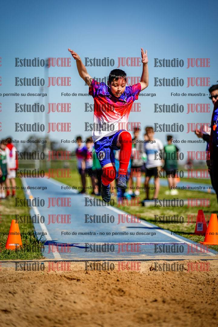 Fotos del salto en largo de varones - U15