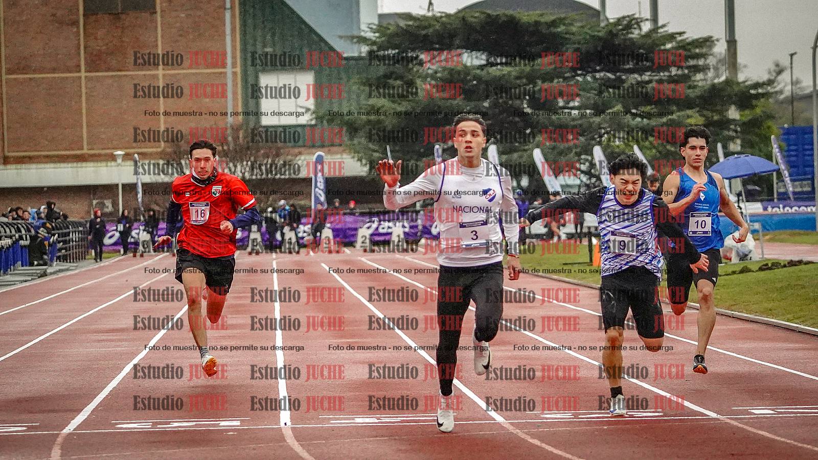 Fotos de los 100 m llanos de varones