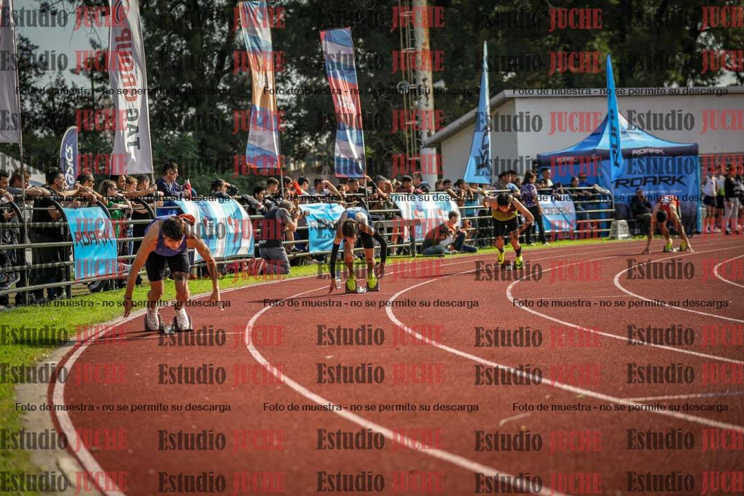 Fotos de los 400 m llanos de varones