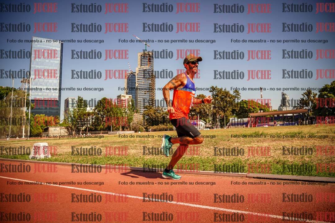 Fotos de los 3000 m llanos de varones