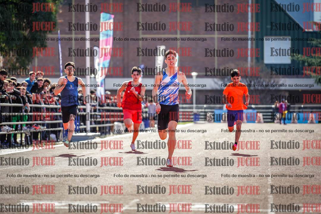 Fotos de los 200 m llanos de varones