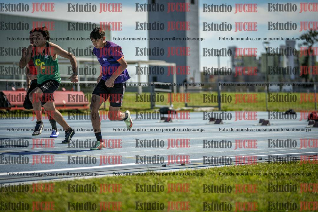 Fotos de los 100 m llanos de varones