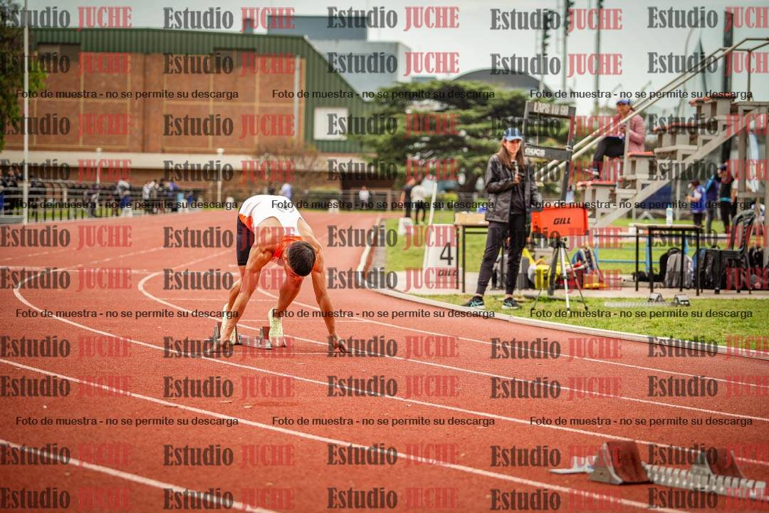 Fotos de los 400 m llanos de varones
