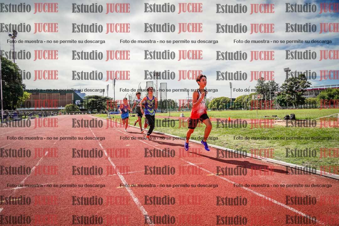 Fotos de los 600 m llanos de varones
