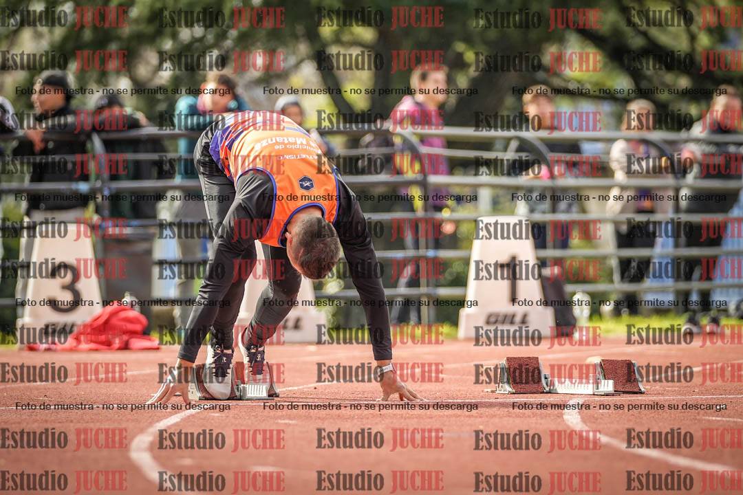 Fotos de los 100 m llanos de varones