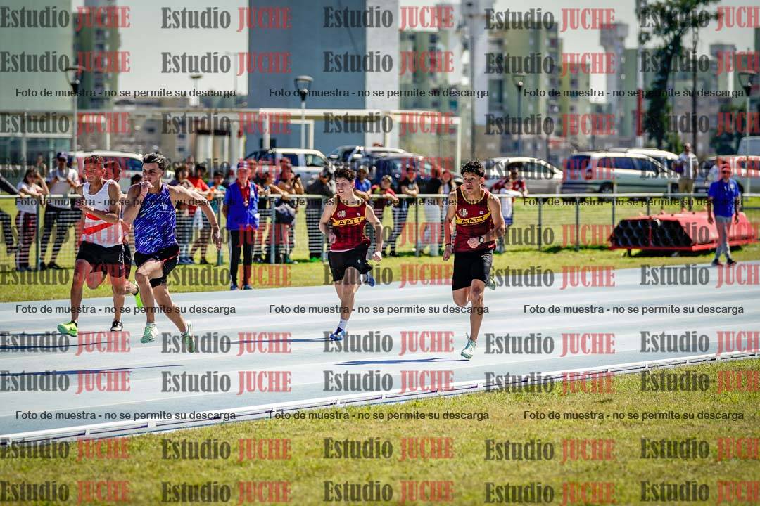 Fotos de los 100 m llanos de varones