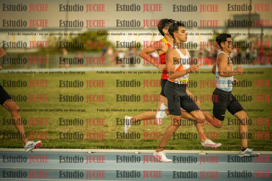 Fotos de los 1000 m llanos de varones