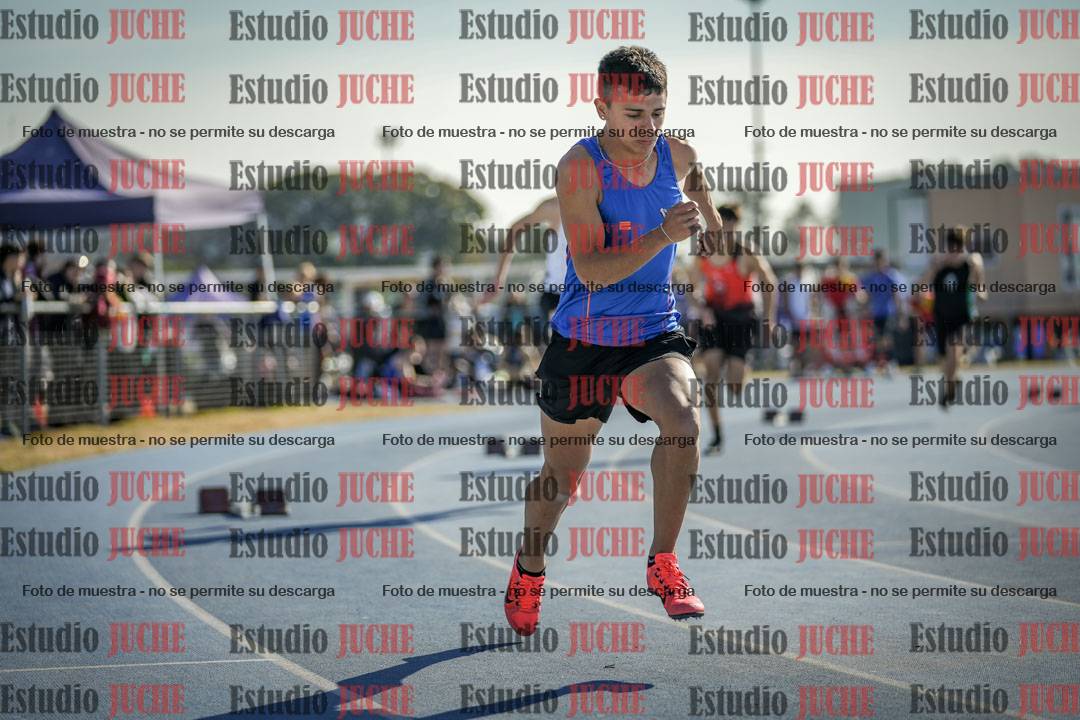 Fotos de los 400 m llanos de varones