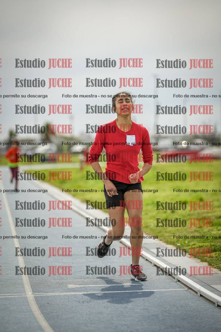 Fotos de los 800 m llanos de mujeres - U14