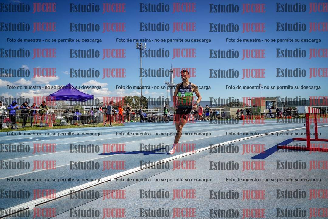 Fotos de los 800 m llanos de varones