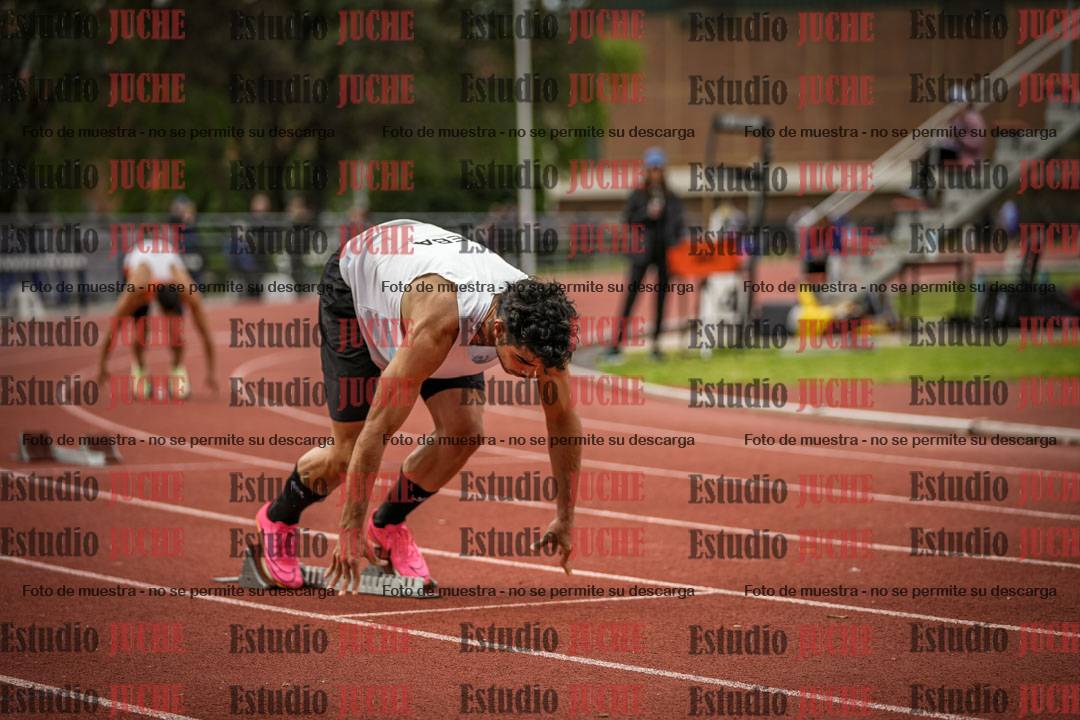 Fotos de los 400 m llanos de varones