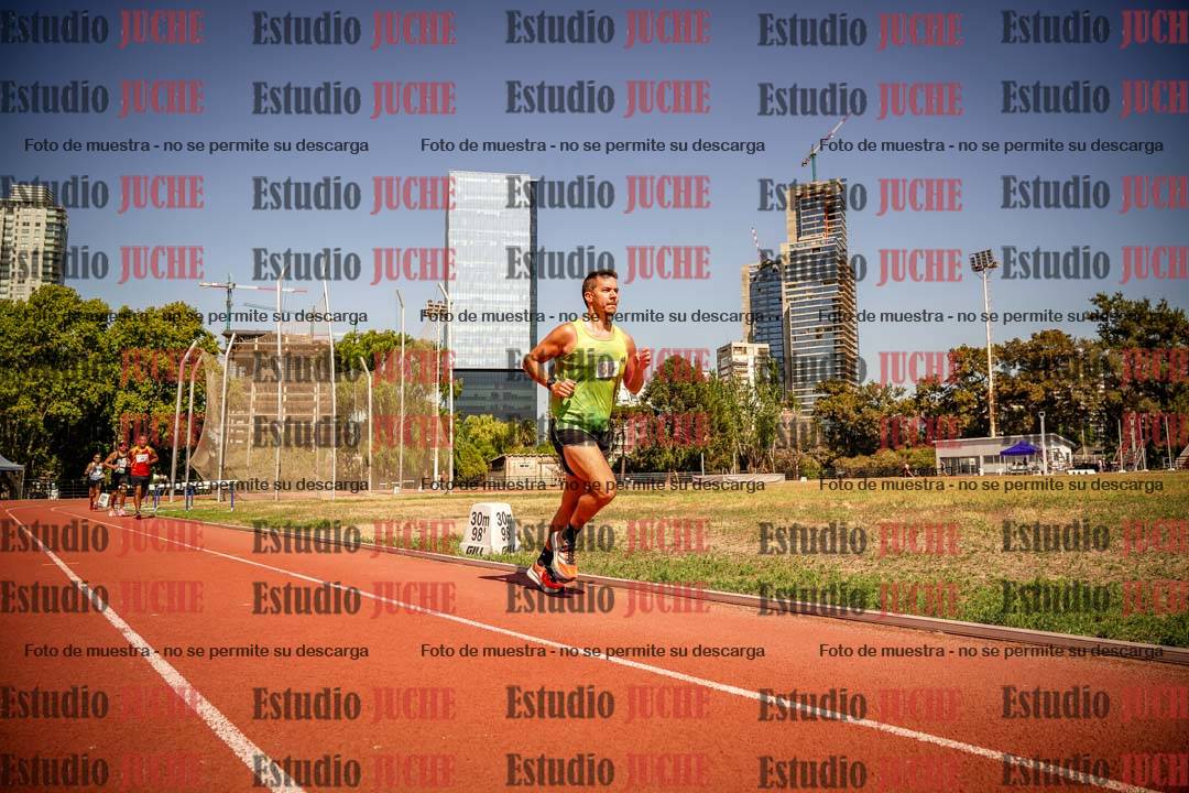 Fotos de los 3000 m llanos de varones
