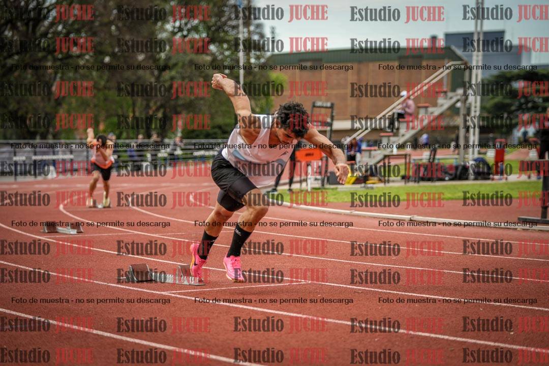 Fotos de los 400 m llanos de varones