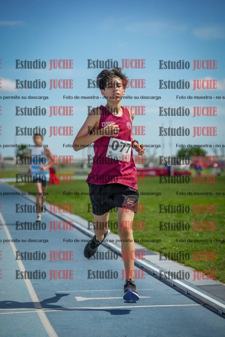 Fotos de los 1000 m llanos de varones