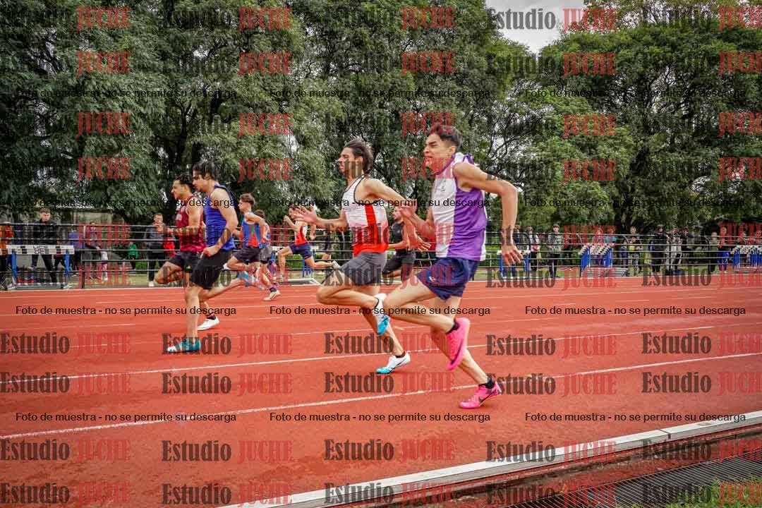Fotos de los 100 m llanos de varones