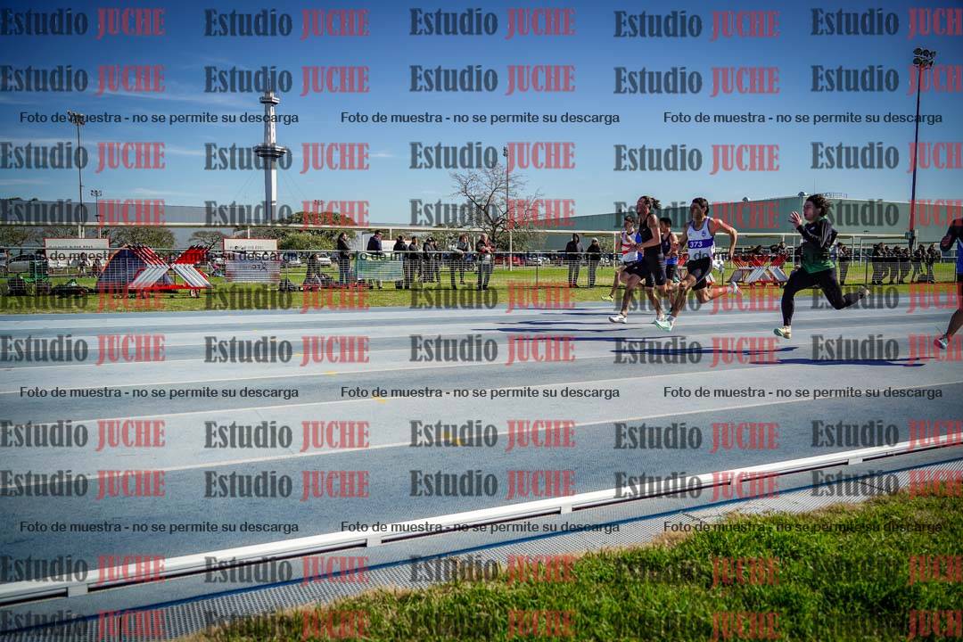 Fotos de los 100 m llanos de varones
