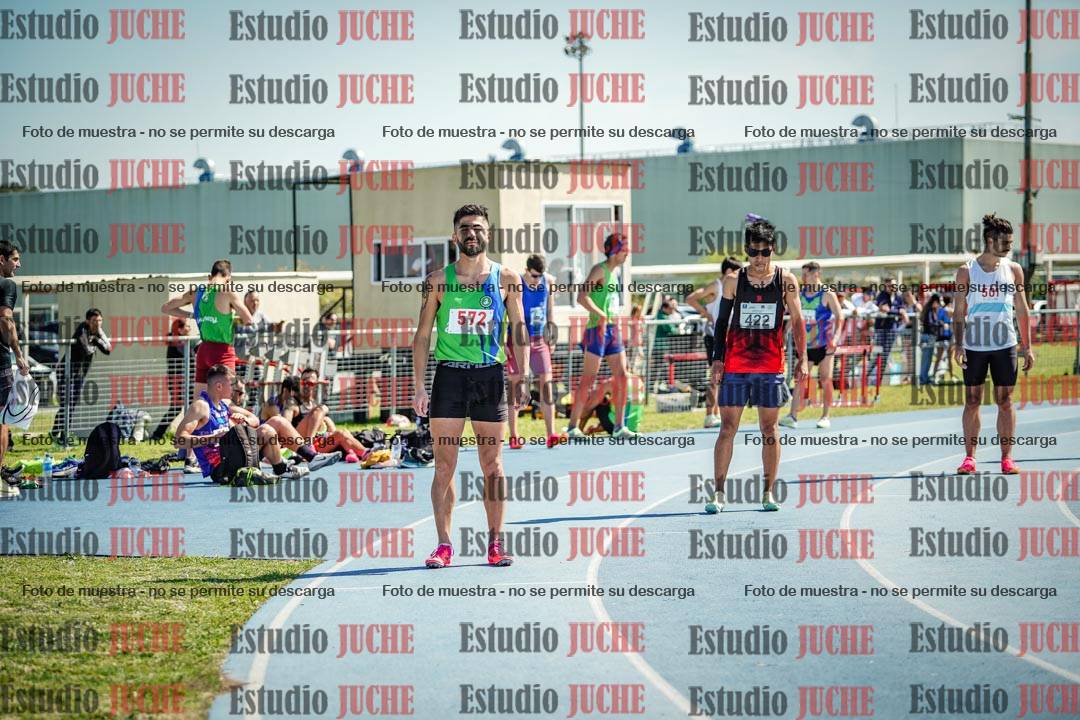 Fotos de los 800 m llanos de varones