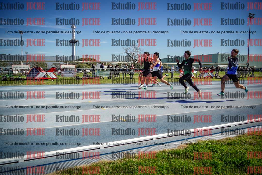 Fotos de los 100 m llanos de varones