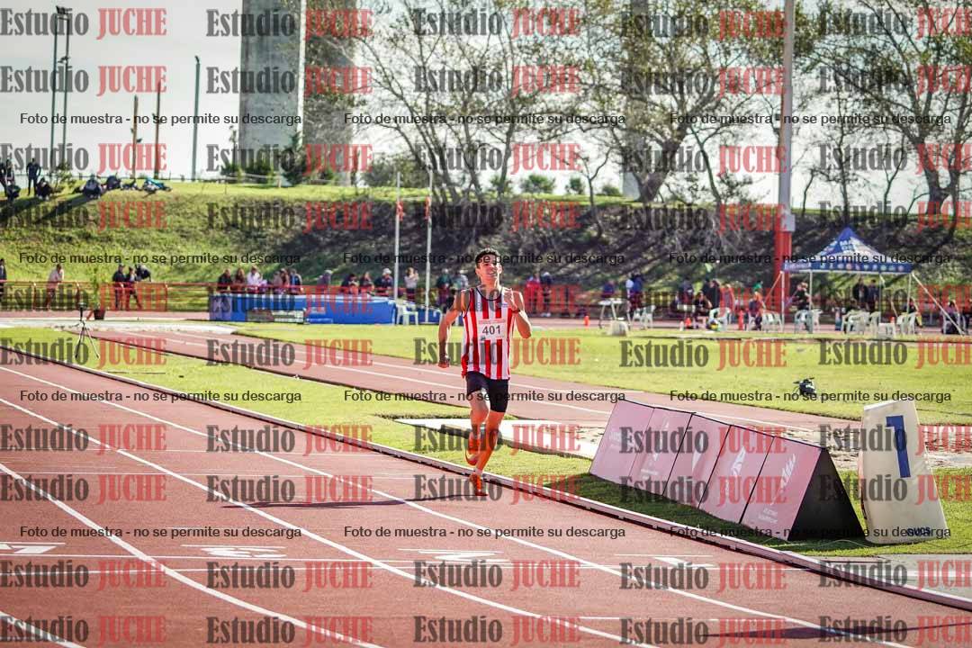 Fotos de los 800 m llanos de varones