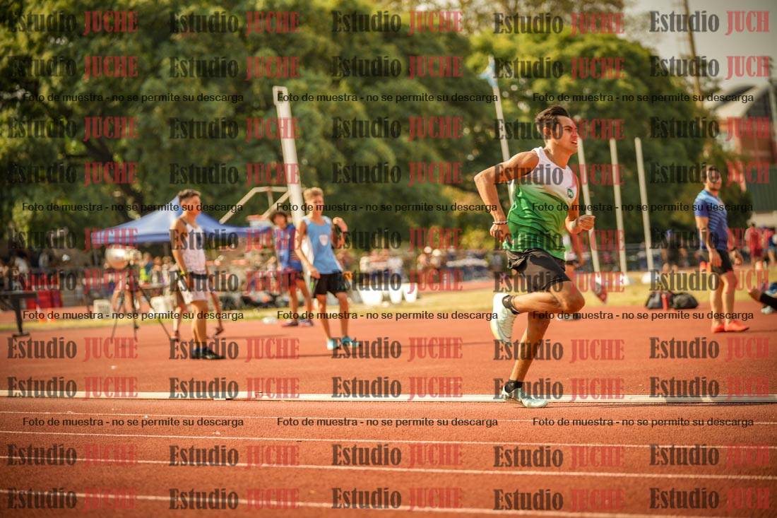 Fotos de los 400 m llanos de varones