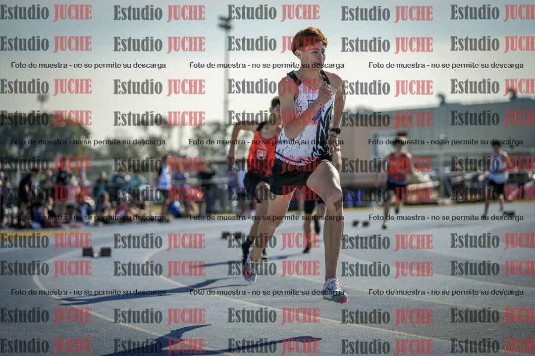 Fotos de los 400 m llanos de varones